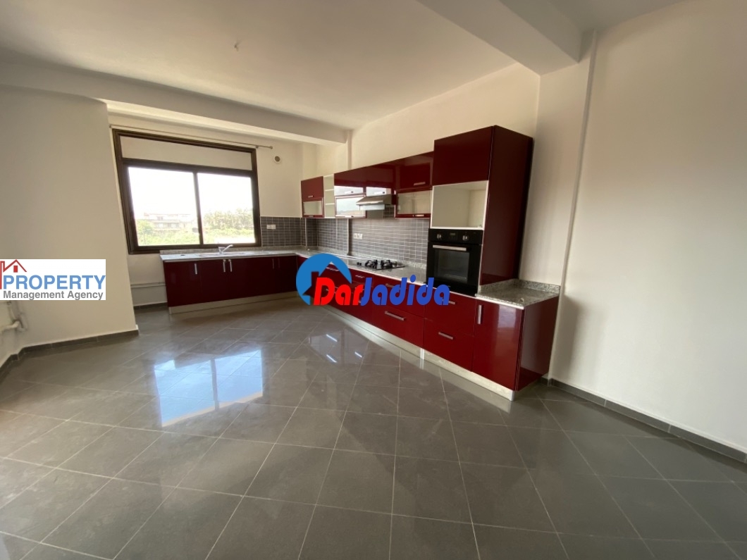 Location Appartement F4 Alger