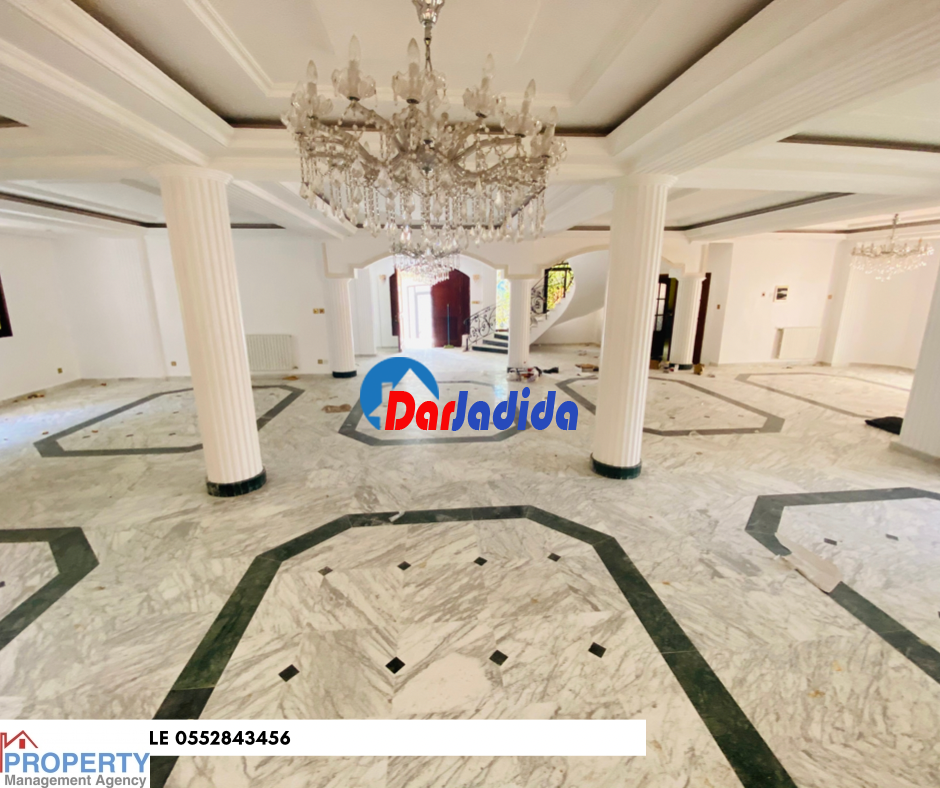 Location Villa F10 ou +  Alger