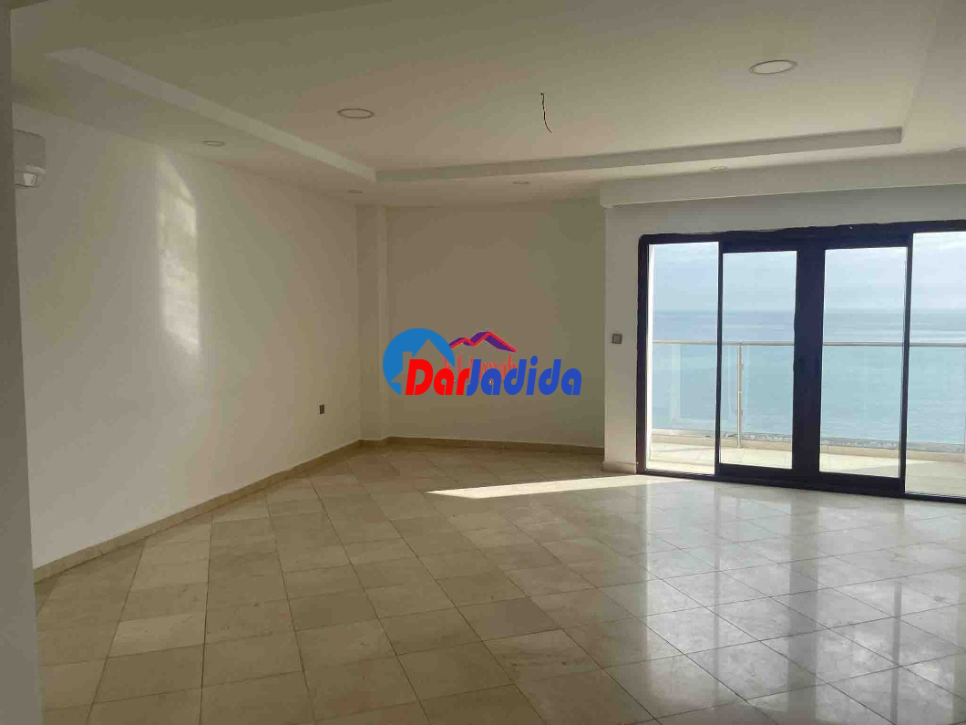 Location Appartement F4 Annaba