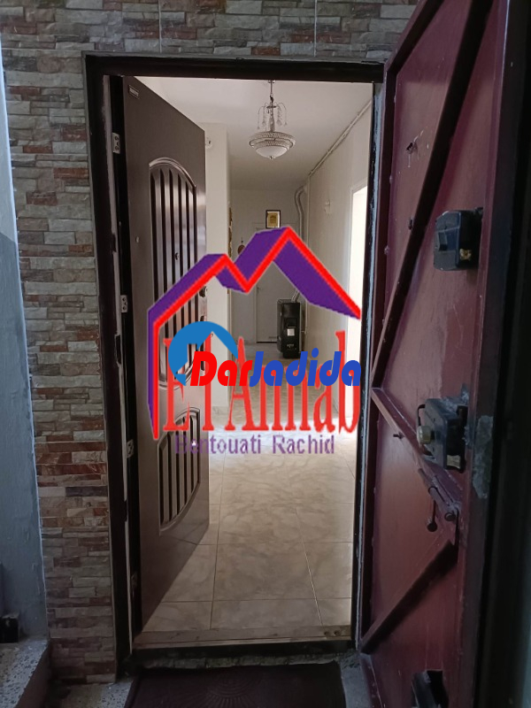 Echange Appartement F4 Annaba