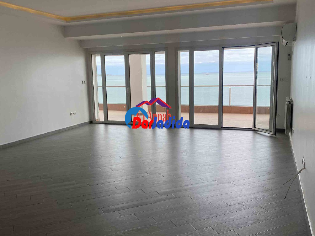 Location Appartement F5 Annaba