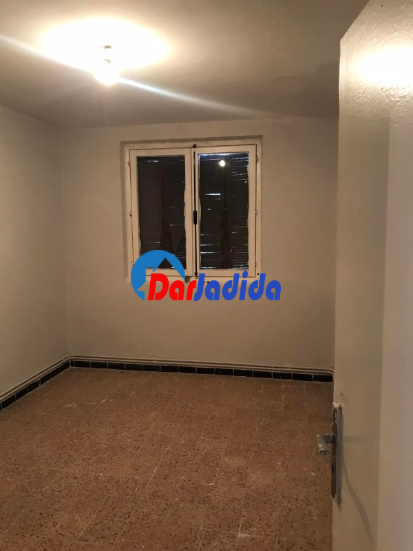 Location Appartement F3 Annaba