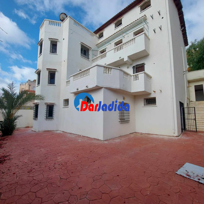 Location Villa F10 ou +  Alger
