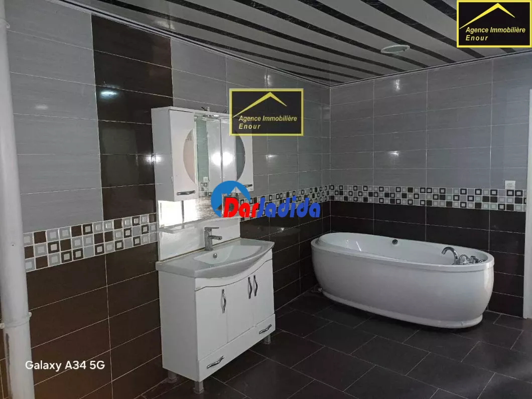 Location Appartement F4 Bejaia