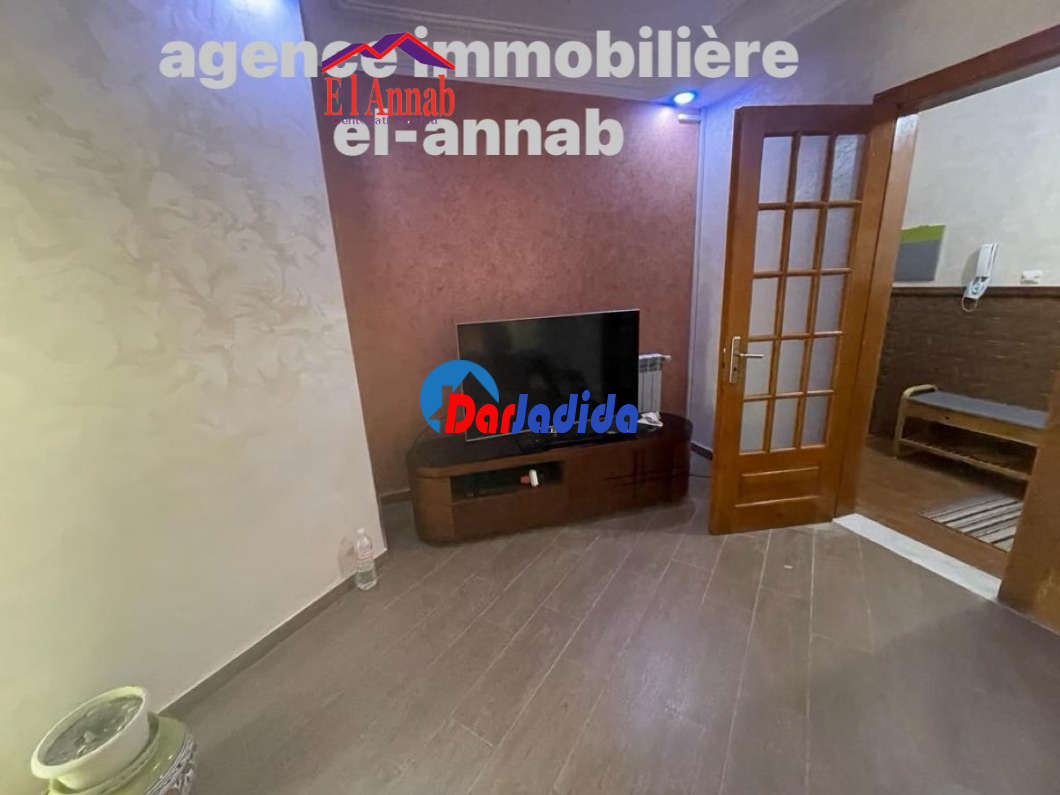 Location Appartement F4 Annaba