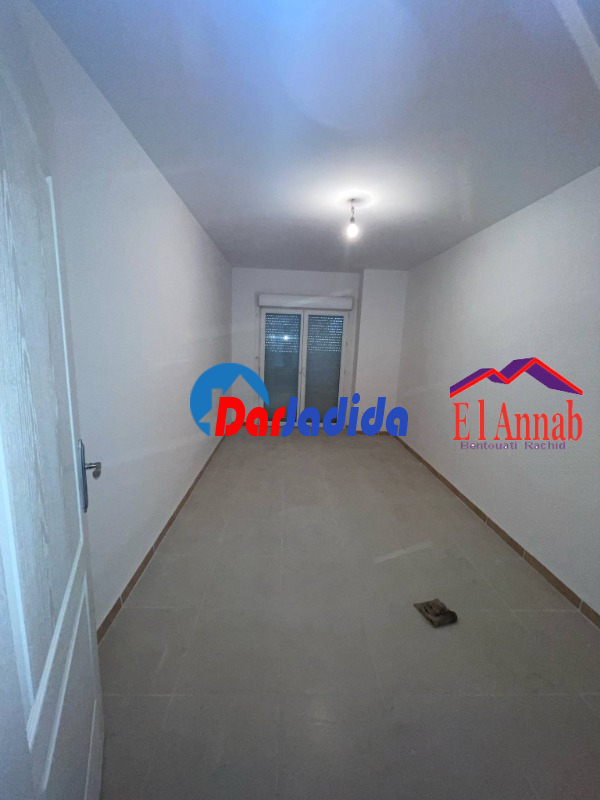 Location Appartement F4 Annaba