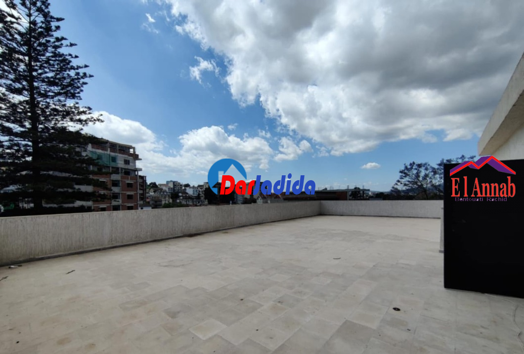 Location Appartement F4 Annaba