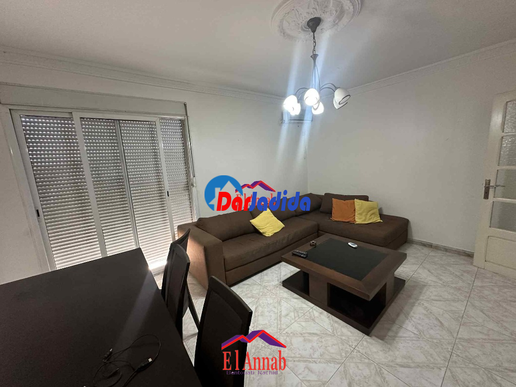 Location Appartement F4 Annaba