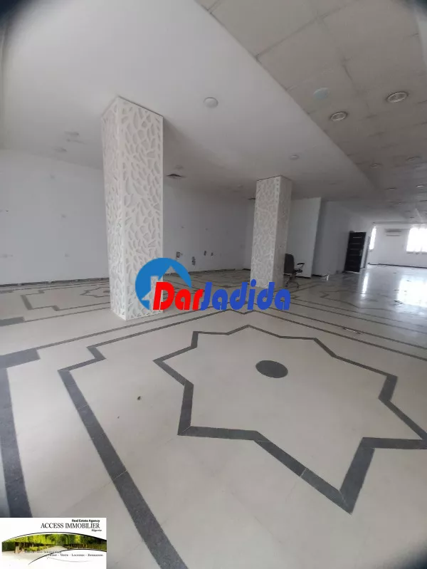 Location Local El Mouradia Alger