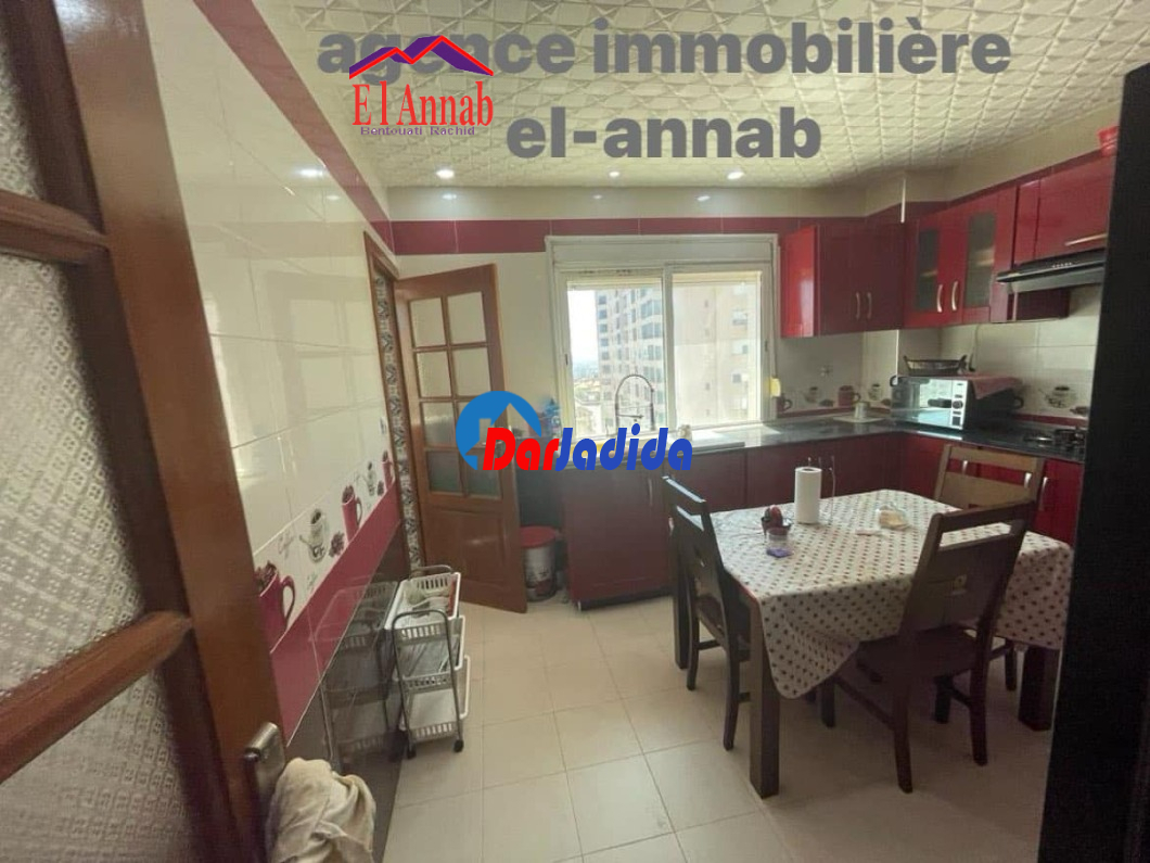 Location Appartement F4 Annaba