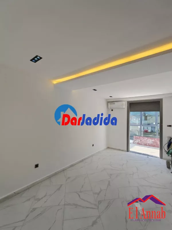 Location Appartement F5 Annaba