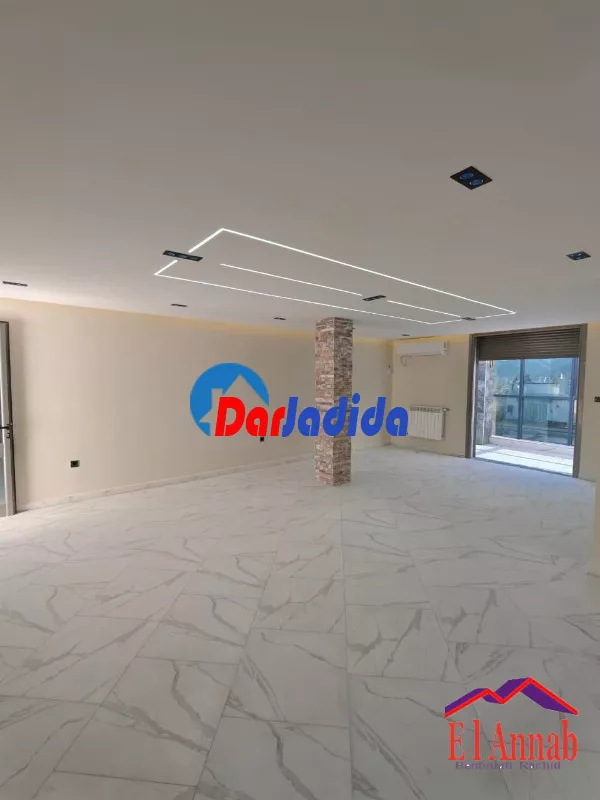 Location Appartement F5 Annaba