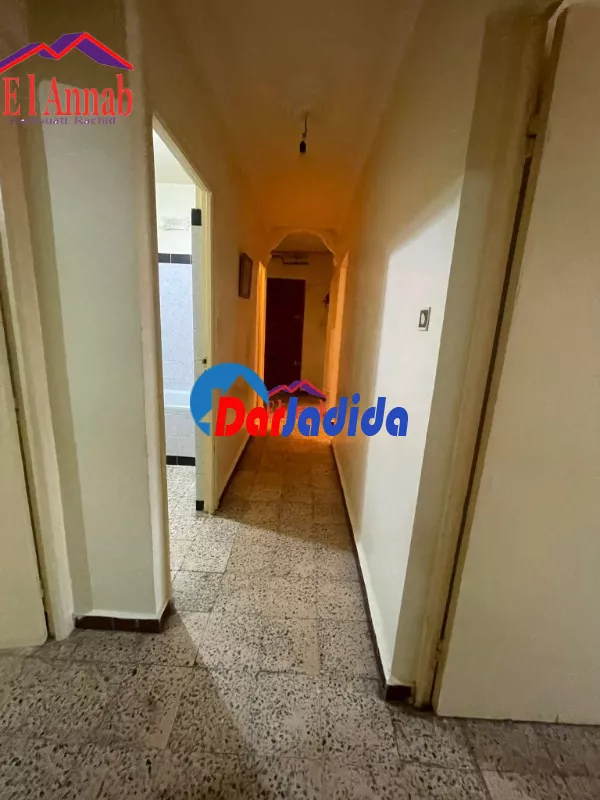 Location Appartement F4 Annaba