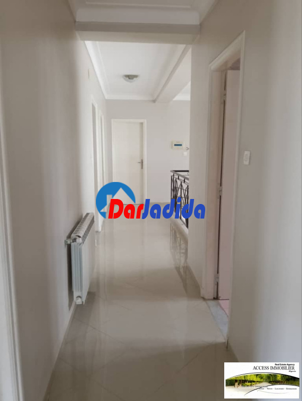 Location Villa F10 ou +  Alger