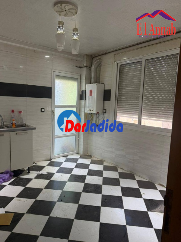 Location Appartement F3 Annaba