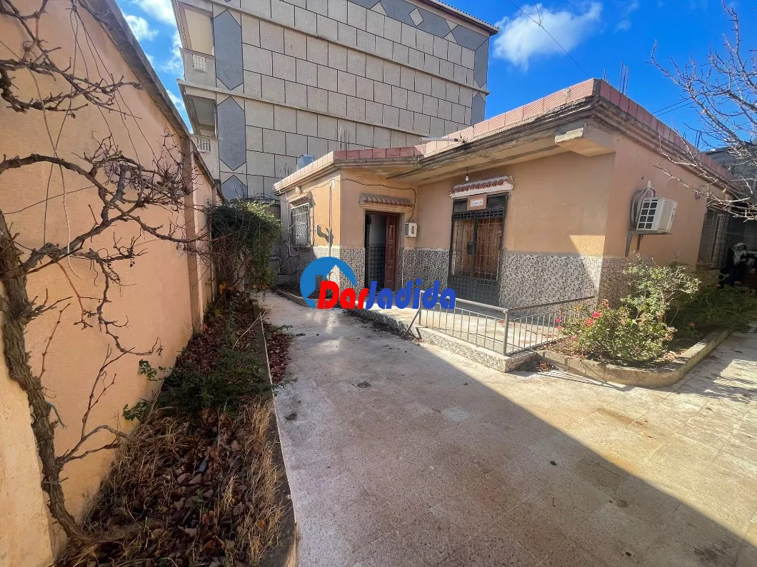 Vente Villa  Bouira