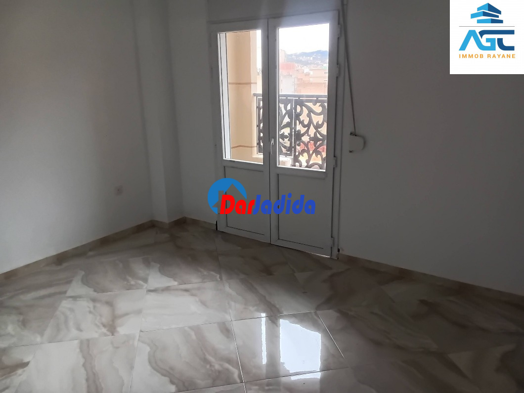 Location Immeuble  Bejaia