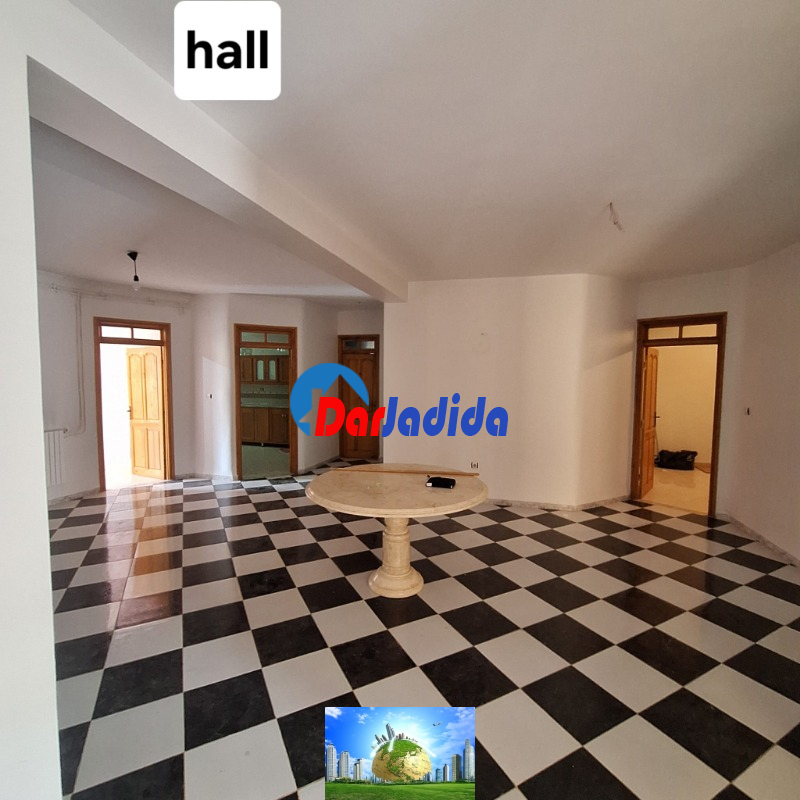 Location Niveau de villa F9 Constantine