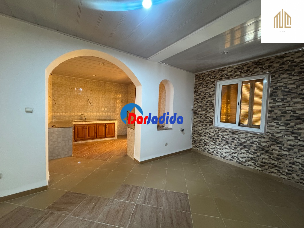 Location Villa F10 ou +  Alger