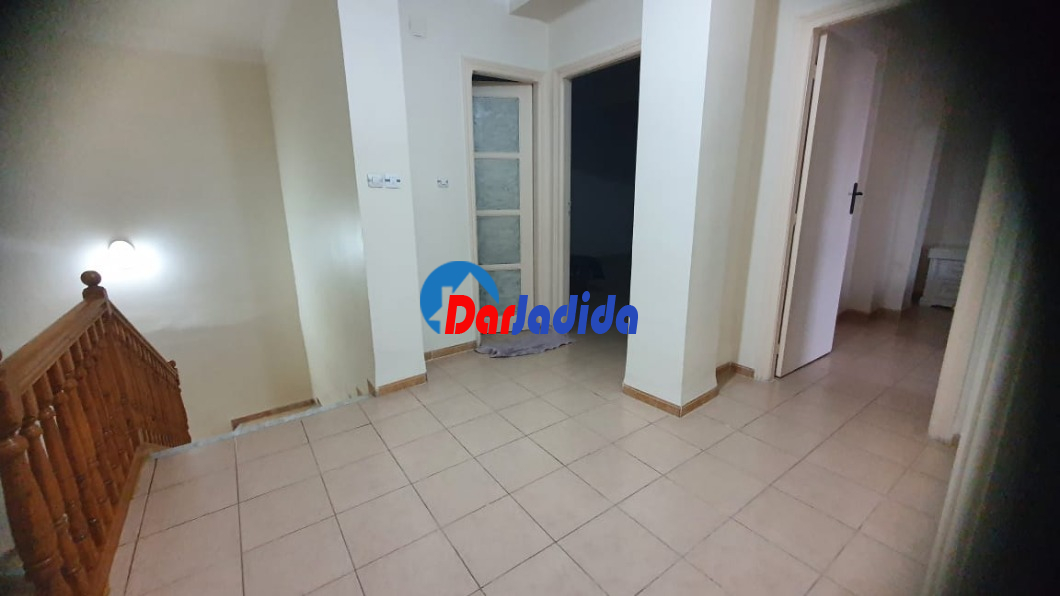 Location Appartement F5 Bejaia