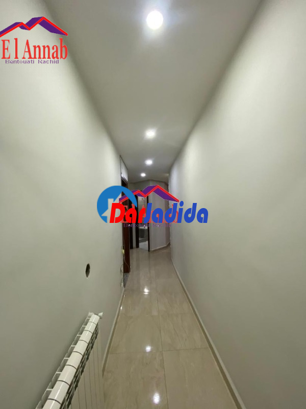 Location Appartement F4 Annaba