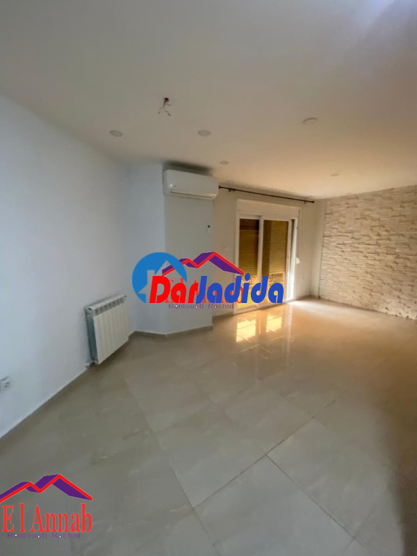 Location Appartement F4 Annaba