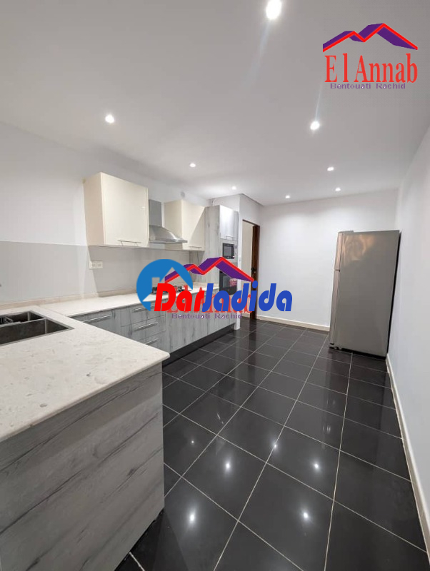 Location Appartement F4 Annaba