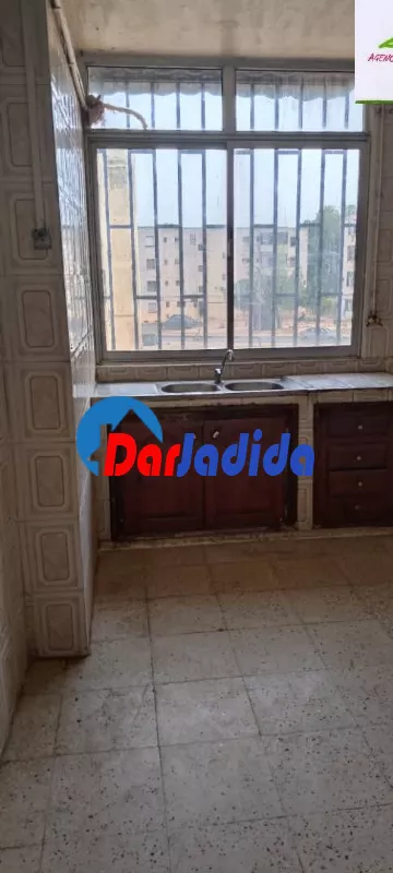 Location Appartement F4 Annaba