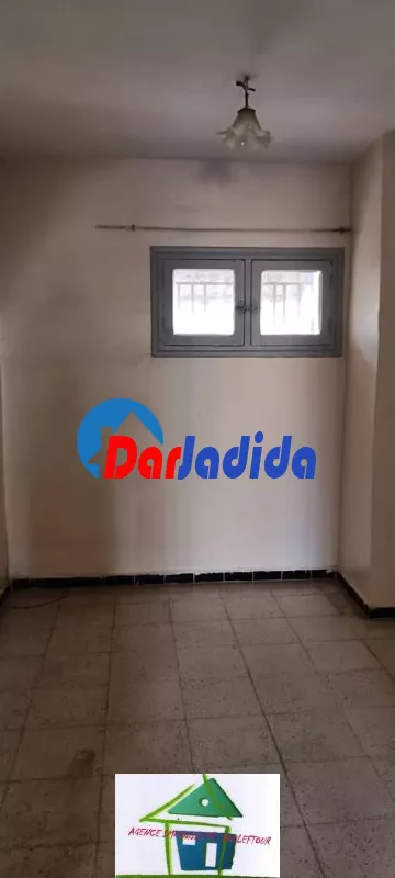 Location Appartement F4 Annaba