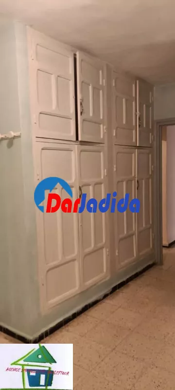 Location Appartement F4 Annaba