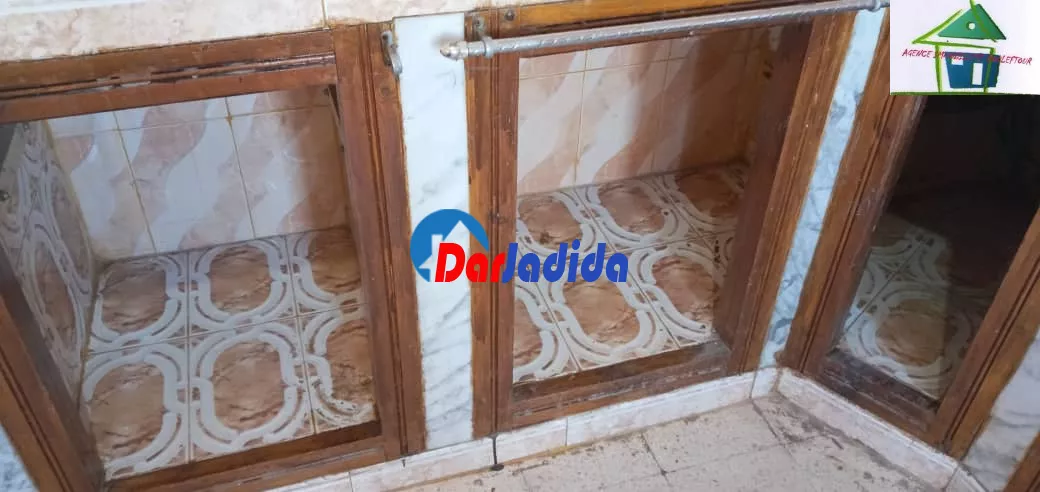 Location Appartement F4 Annaba
