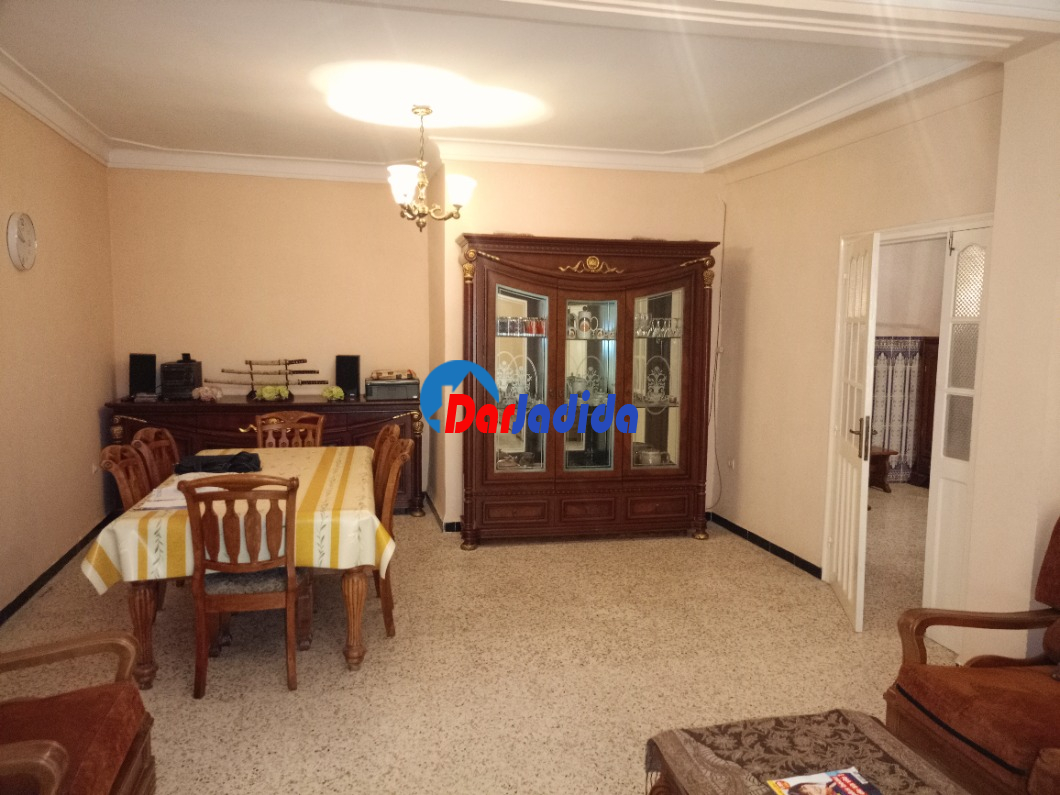 Vente Niveau de villa F4 Bouira