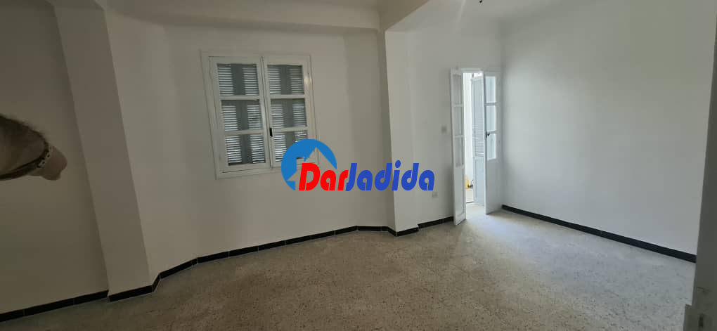 Location Appartement F3 Bejaia