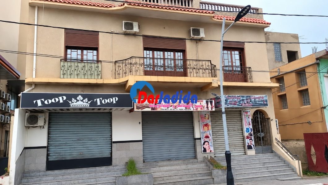 Vente Villa F10 ou +  Tipaza