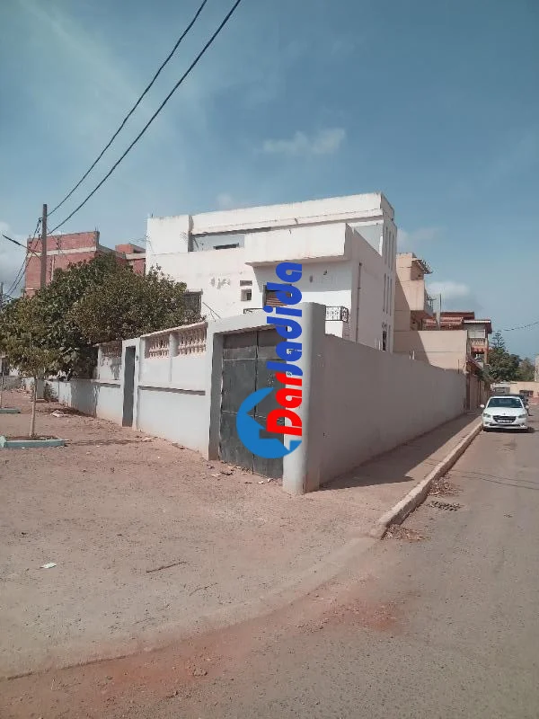 Vente Villa F10 ou +  Oran